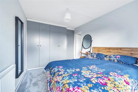 1 bedroom flat to rent, Dunraven Drive, Enfield, EN2