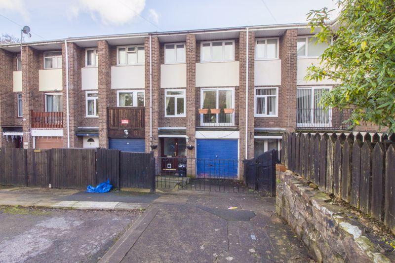 Sandybrook Close, Cwmbran REF00020852 3 bed terraced house £180,000