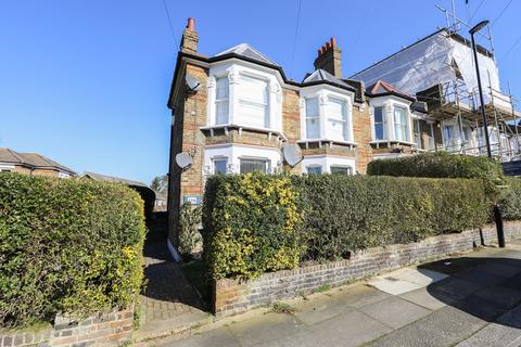 106a Mount Pleasant Road, London, SE13 6HX