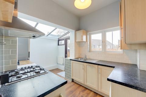 106a Mount Pleasant Road, London, SE13 6HX