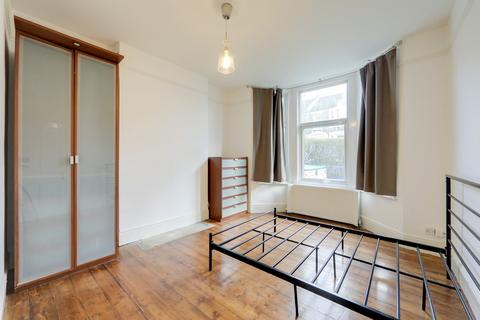 106a Mount Pleasant Road, London, SE13 6HX