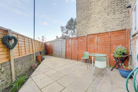 106a Mount Pleasant Road, London, SE13 6HX