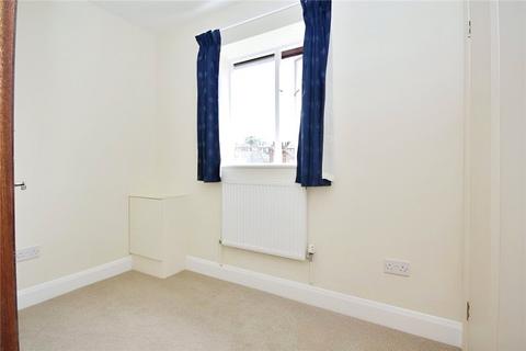 2 bedroom apartment to rent, Farnham Road, Guildford, Surrey, GU2