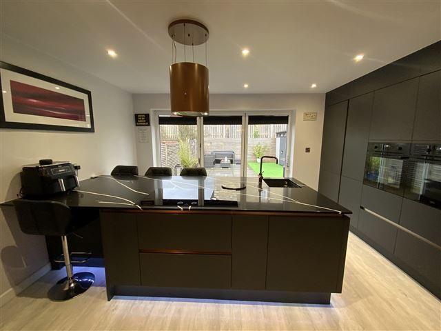 Kitchen / dining room