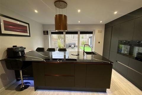 19 Ashpool Fold, Woodhouse, Sheffield, S13 7DZ