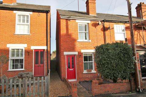 2 bedroom end of terrace house for sale - Seaford Road, Wokingham, RG40