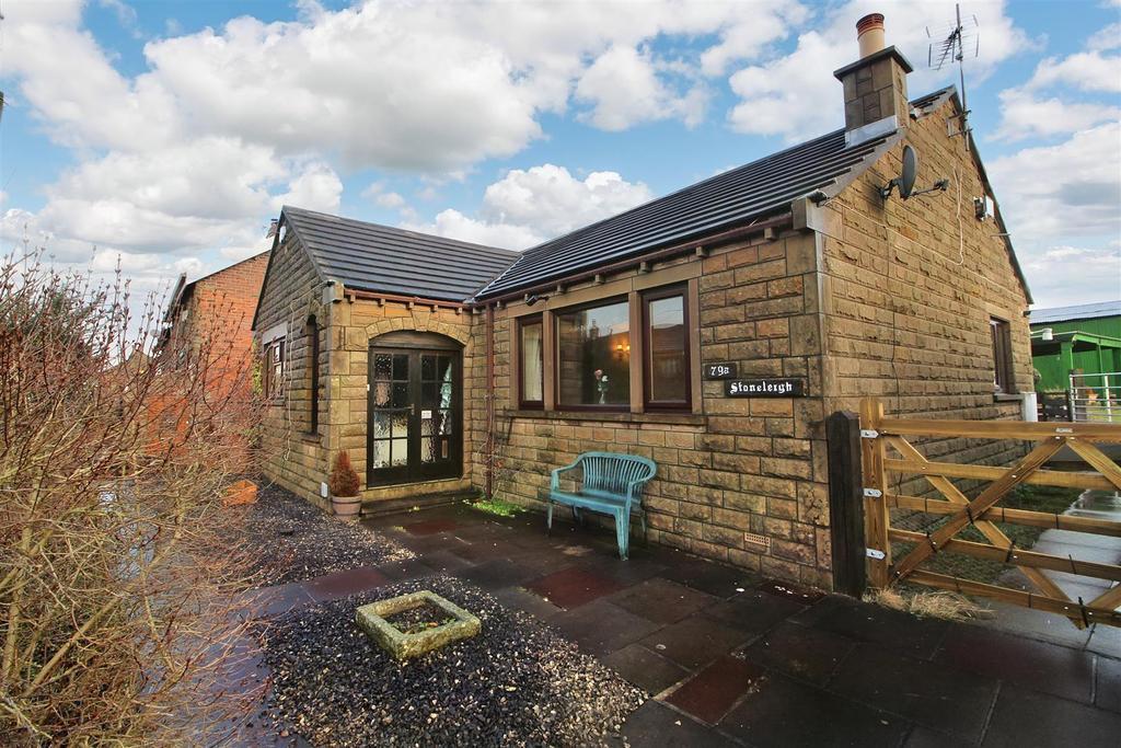 Huddersfield Road, Shelley, Huddersfield 3 bed detached bungalow for