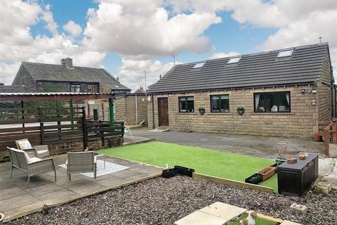 3 bedroom detached bungalow for sale, Huddersfield Road, Shelley, Huddersfield