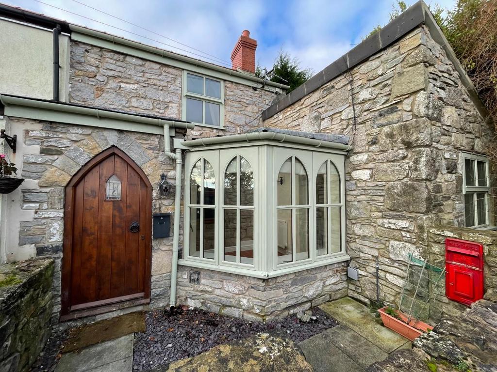 Windmill, Pentre Halkyn, Holywell 3 bed cottage £750 pcm (£173 pw)