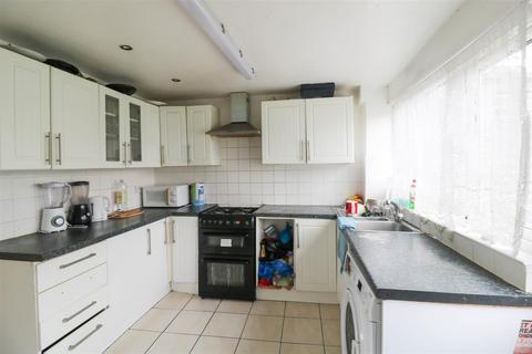 300 Northbrooks, Harlow, CM19 4DW