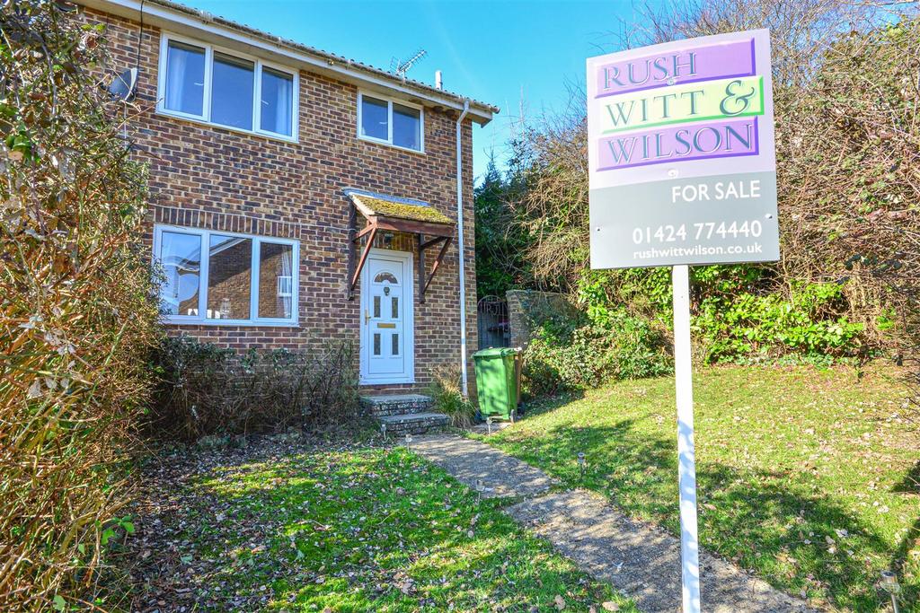 Swallow Drive, Battle 3 bed semidetached house for sale £339,950