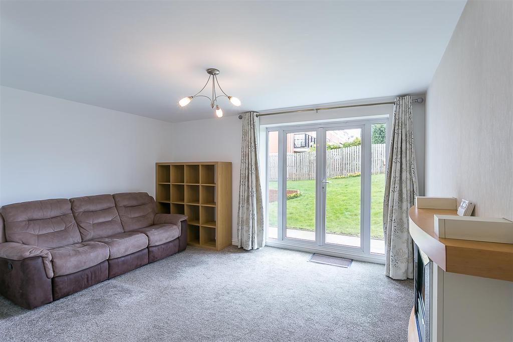 The Wickets, Moor Road North, Gosforth 2 bed flat £975 pcm (£225 pw)