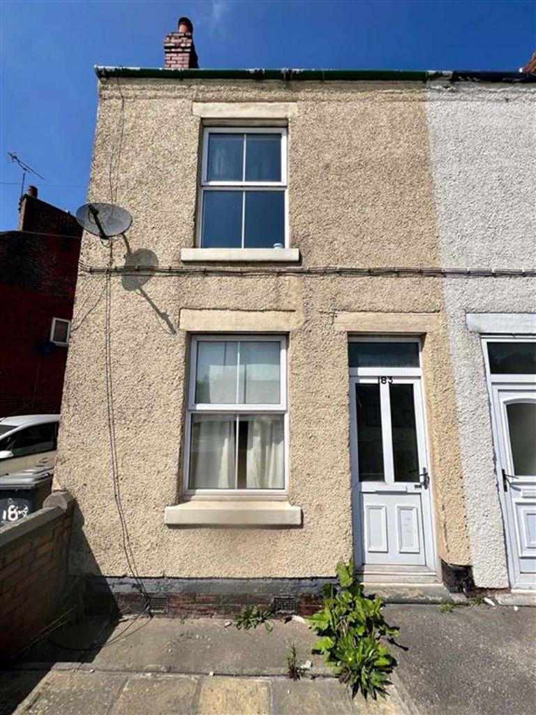 Williamthorpe Road, North Wingfield... 2 bed townhouse £565 pcm (£130 pw)