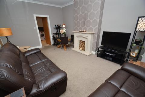 3 bedroom flat for sale - Norham Street, Shawlands, G41 3XP