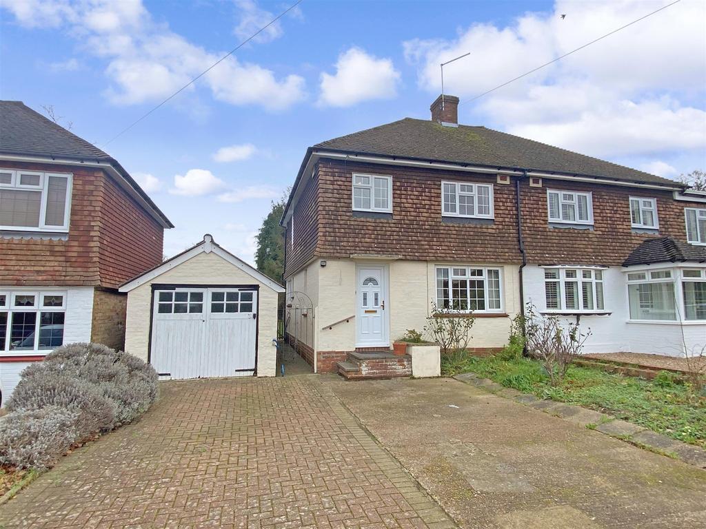 Maidstone Road, Wigmore, Gillingham... 3 bed semidetached house £400,000