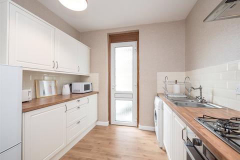 3 bedroom flat to rent, Learmonth Avenue, Edinburgh, EH4
