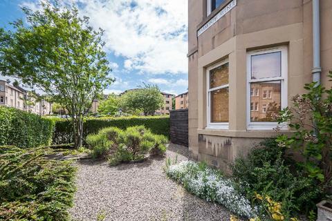 3 bedroom flat to rent, Learmonth Avenue, Edinburgh, EH4