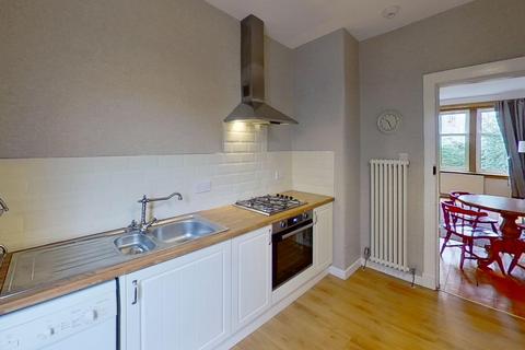 3 bedroom flat to rent, Learmonth Avenue, Edinburgh, EH4