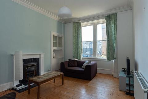 1 bedroom flat to rent, (1f1) Cathcart Place, Edinburgh, EH11