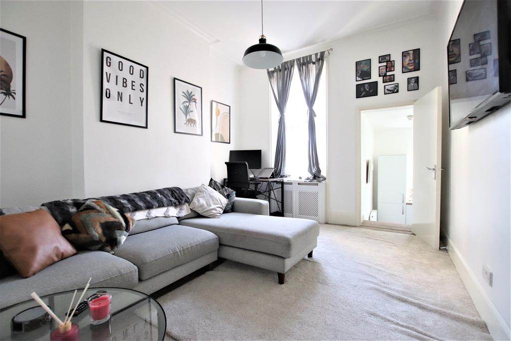 Clyde Road, Croydon, CR0 1 bed flat £1,250 pcm (£288 pw)
