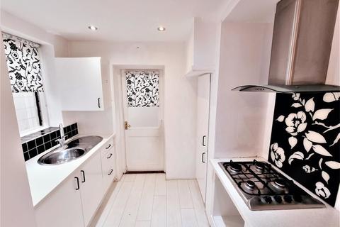 28 Beaconsfield Road, Fareham, PO16 0QB