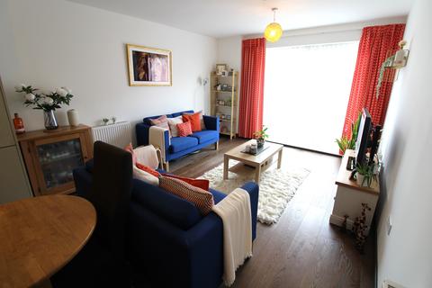 2 bedroom apartment for sale - Kitson House, East Station Road, Fletton Quays, Peterborough, PE2