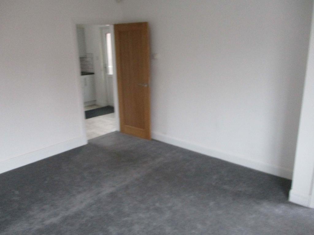 Edna Road, Leigh, Greater Manchester... 3 bed semidetached house £