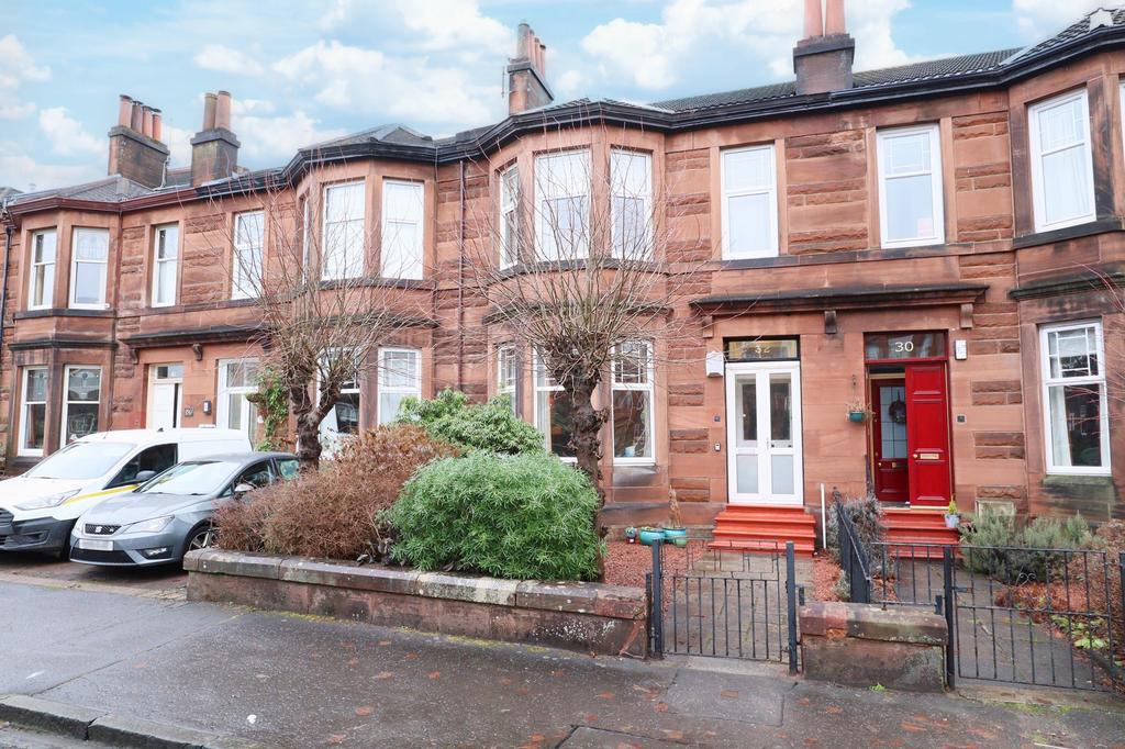 Third Avenue, Glasgow G44 3 bed terraced house £385,000