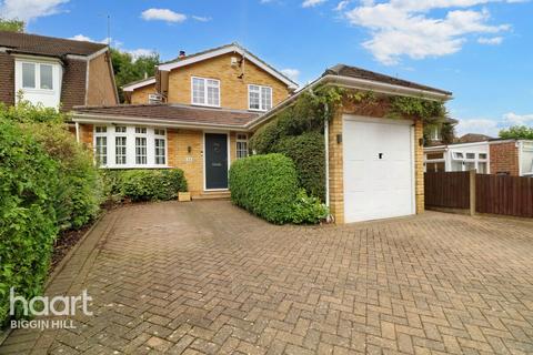 14 Alexandra Road, Biggin Hill, Westerham, TN16 3NZ