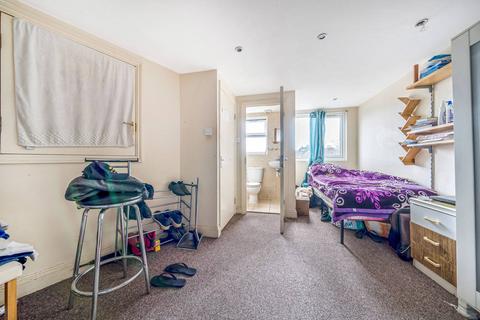 Flat 1, 34 Coppermill Lane, London, E17 7HB