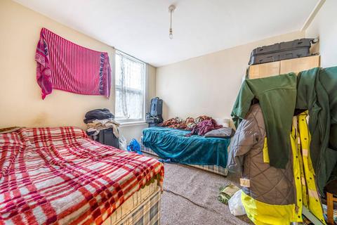 Flat 1, 34 Coppermill Lane, London, E17 7HB