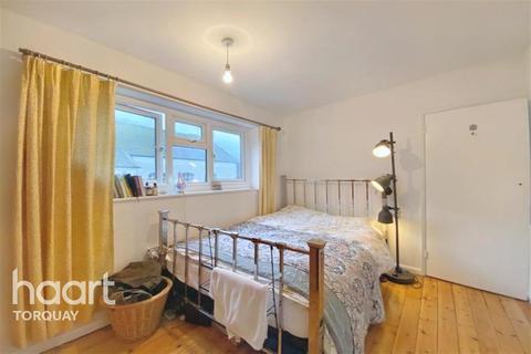 2 bedroom maisonette to rent, South Street, Exeter.