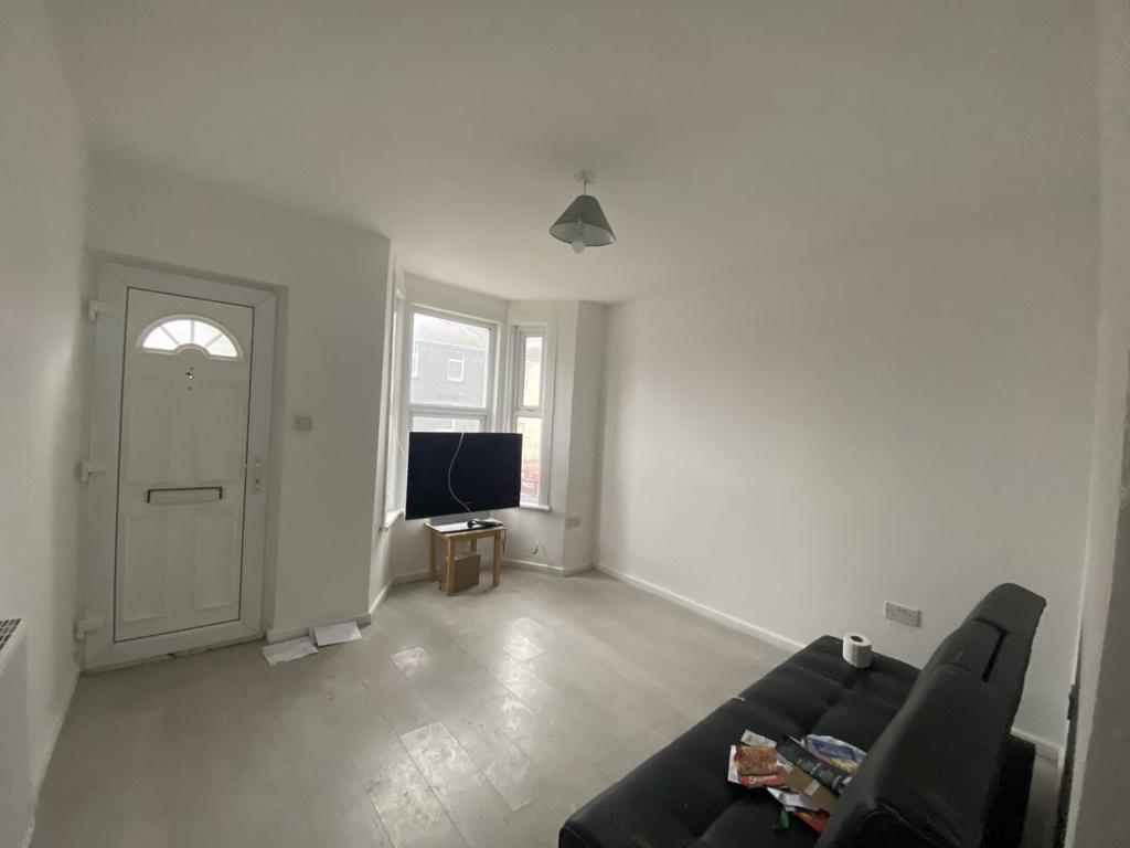 Trafalgar Street, Gillingham, ME7 3 bed terraced house for sale £220,000