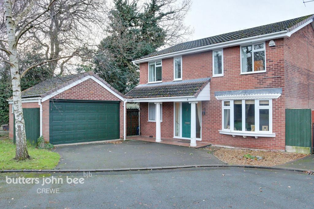chatsworth-close-crewe-4-bed-detached-house-350-000