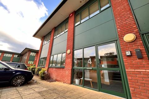 Office to rent - 4 Ridgeway Office Park, Bedford Road, Petersfield, GU32 3QF