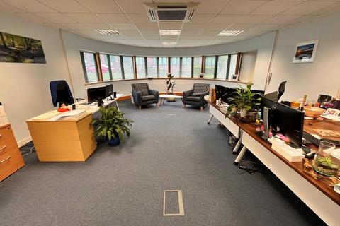 Office to rent - 4 Ridgeway Office Park, Bedford Road, Petersfield, GU32 3QF