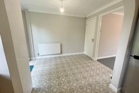 3 bedroom detached house to rent, Longford Avenue, Little Billing, Northampton, NN3