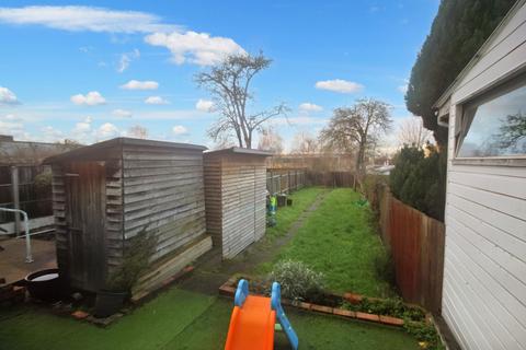 44 Federal Road, Perivale, Greenford, UB6 7AW