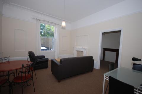 3 bedroom flat to rent, Clarendon Square, Leamington Spa