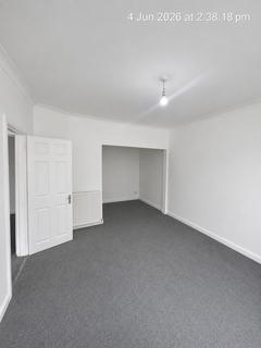 3 bedroom end of terrace house to rent, Becontree Avenue , Dagenham, Essex, RM8