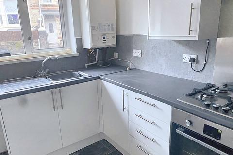 1 bedroom terraced house to rent, Queen Street, Abertillery NP13