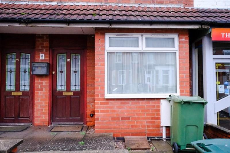 Broomfield Road, Earlsdon, Coventry, West Midlands. CV5 6LA 5 bed flat