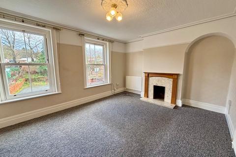 3 bedroom terraced house to rent, Cambrian Place, Llanidloes, Powys, SY18