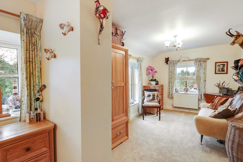 Dressing Room / Bedroom 3