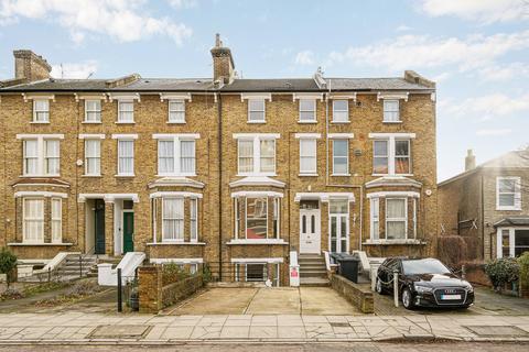 Flat 2, 50 The Grove, Ealing, London, W5 5LG