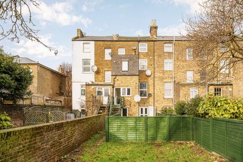 Flat 2, 50 The Grove, Ealing, London, W5 5LG