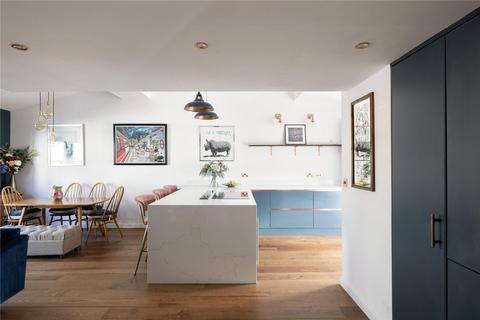 4 bedroom apartment for sale, Waterson Street, Shoreditch, London, E2