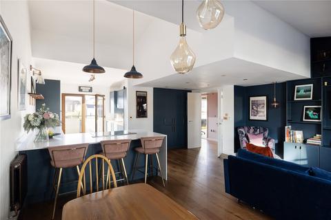 4 bedroom apartment for sale, Waterson Street, Shoreditch, London, E2