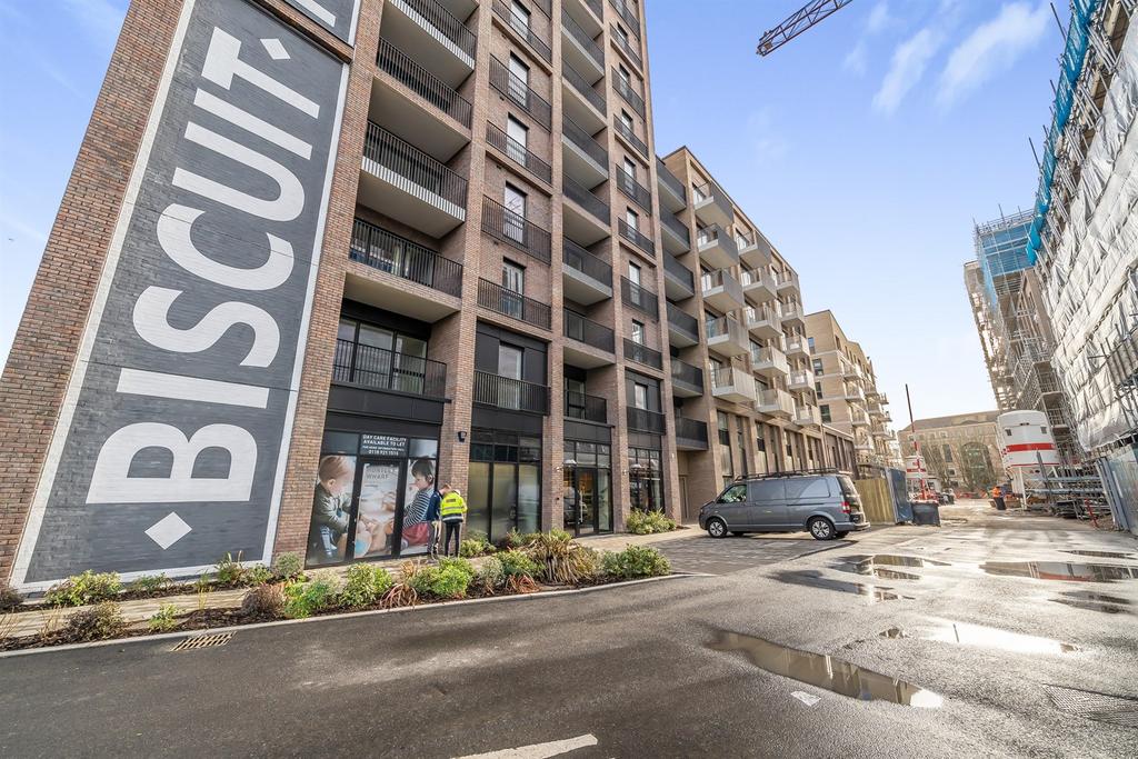 Outside (Main)