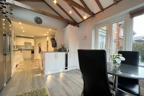 38 Lipizzaner Fields, Whiteley, Fareham, PO15 7BH